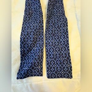 Brooke Cadwalleder Men's Blue & White Patterned Silk Bow Tie